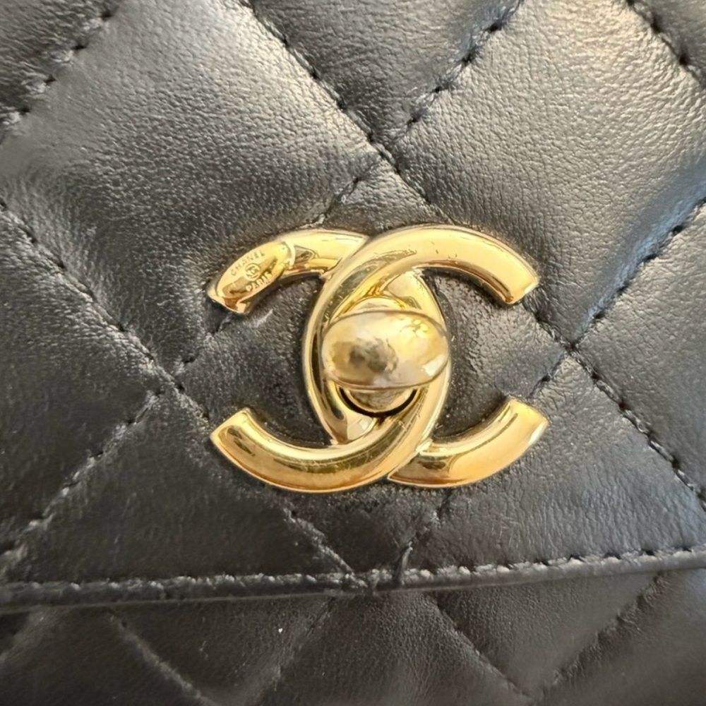 CHANEL Trendy Wallet On Chain WOC Quilted Crossbody Bag CC Logo Lambskin… - Picture 5 of 12